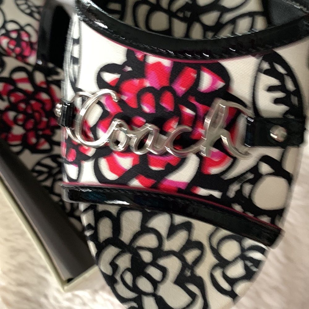 Rare Coach Carissa Poppy Floral Beautiful Shoes